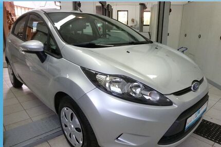 Ford Fiesta 129.600 km 5.950 &euro; Florstadt­­­ 61197