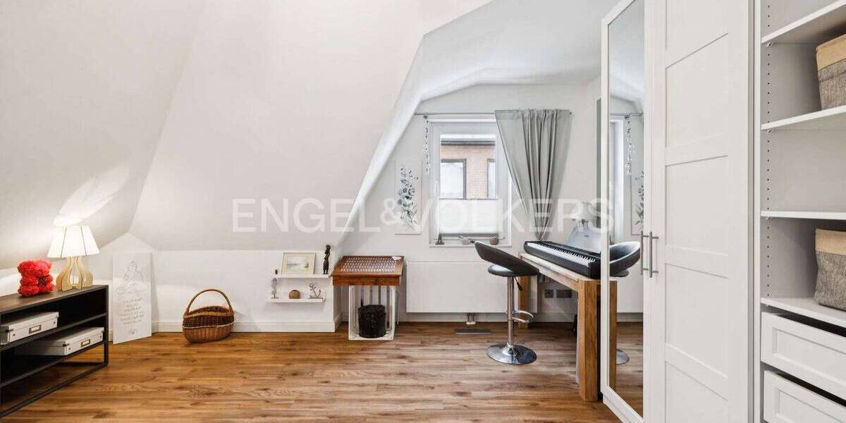 Einfamilienhaus Ahrensburg - 6 Zimmer, 200 m&sup2;, 1.149.000&euro; | Angebot:25930059