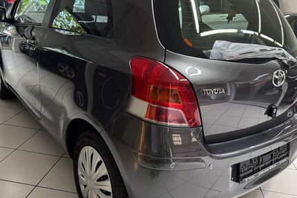 Toyota Yaris 110.000 km 6.699 € NEU ISENBURG 63263