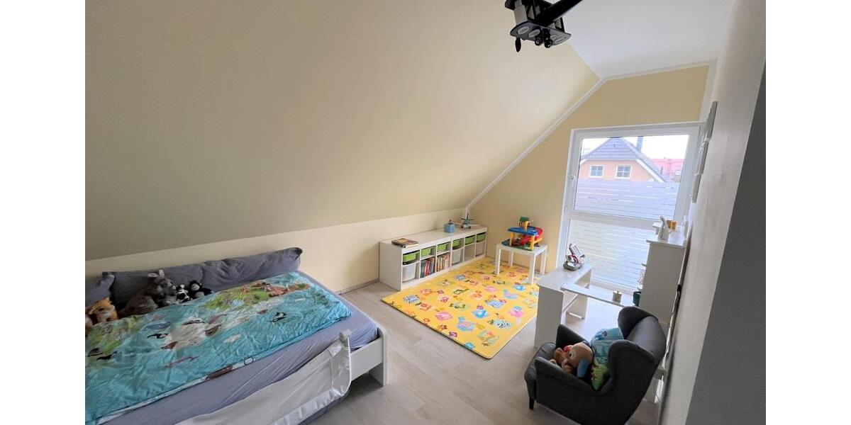 Einfamilienhaus Teltow - 6 Zimmer, 141 m&sup2;, 2.700&euro; | Angebot:26672248