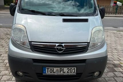 Opel Vivaro 167.000 km 11.750 &euro; Lenggries 83661