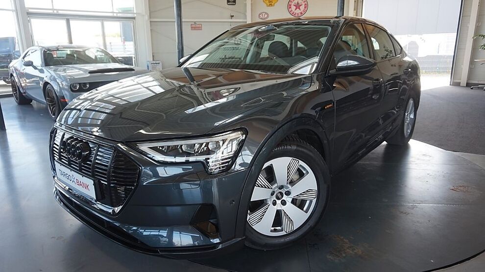Audi e-tron 83.676 km 33.900 € Pfungstadt 64319