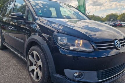 VW Touran 317.000 km 2.690 &euro; Augsburg 86167