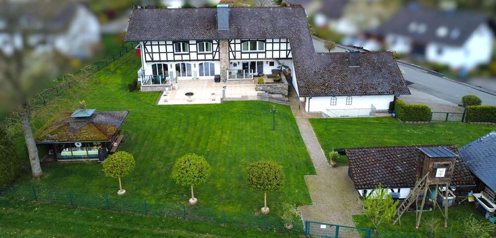Haus zum Kaufen in Frankenau 975.000 € 379 m²