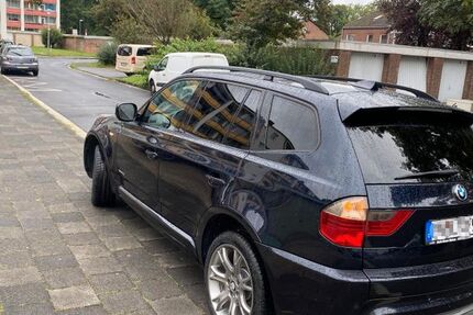 BMW X3 260.000 km 3.999 &euro; Düsseldorf 40476