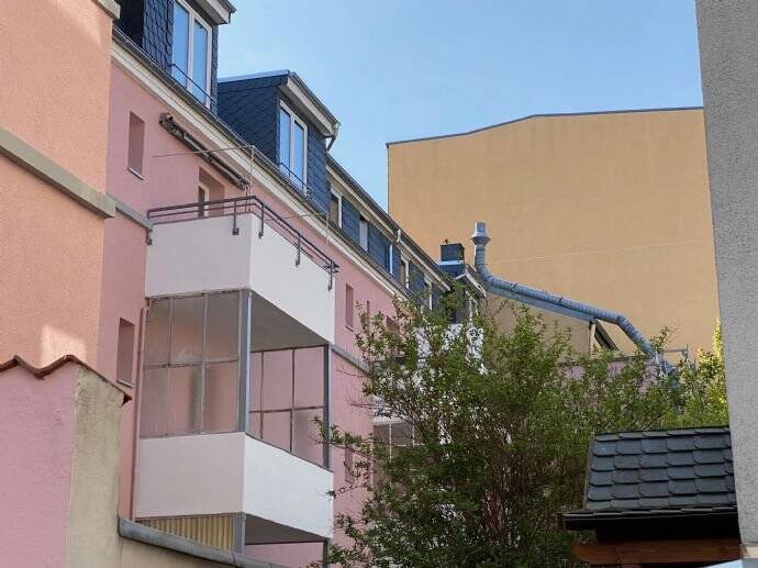 Schöne Wohnung in der Oststadt mit Dielen und Balkon 3 zimmer