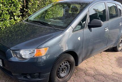Mitsubishi Colt 127.000 km 2.800 &euro; Hage 26524