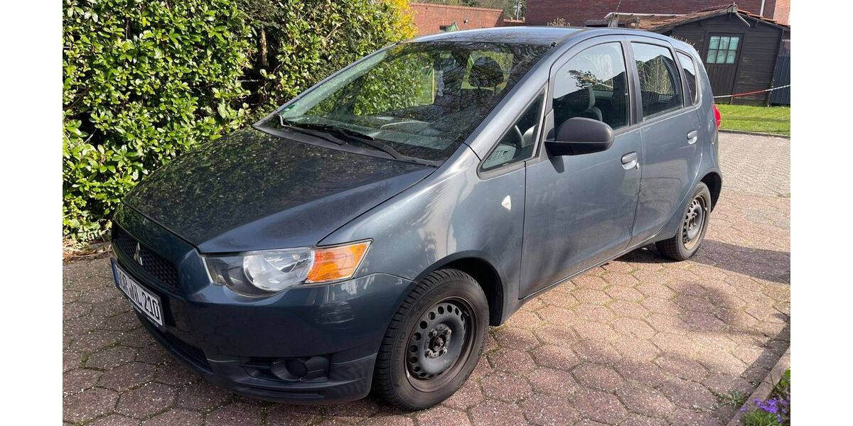 Mitsubishi Colt 127.000 km 2.800 &euro; Hage 26524
