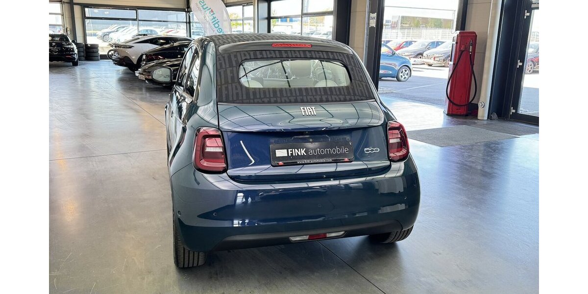 Fiat 500e La Prima by Bocelli 1.Hand Cabrio 42 kWh 14.600 km 24.690 &euro; Lich 35423