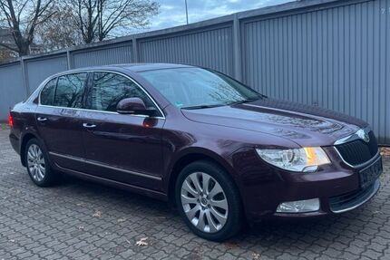 Skoda Superb 102.000 km 10.299 &euro; Hamburg 20097
