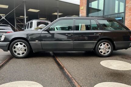 Mercedes E 320