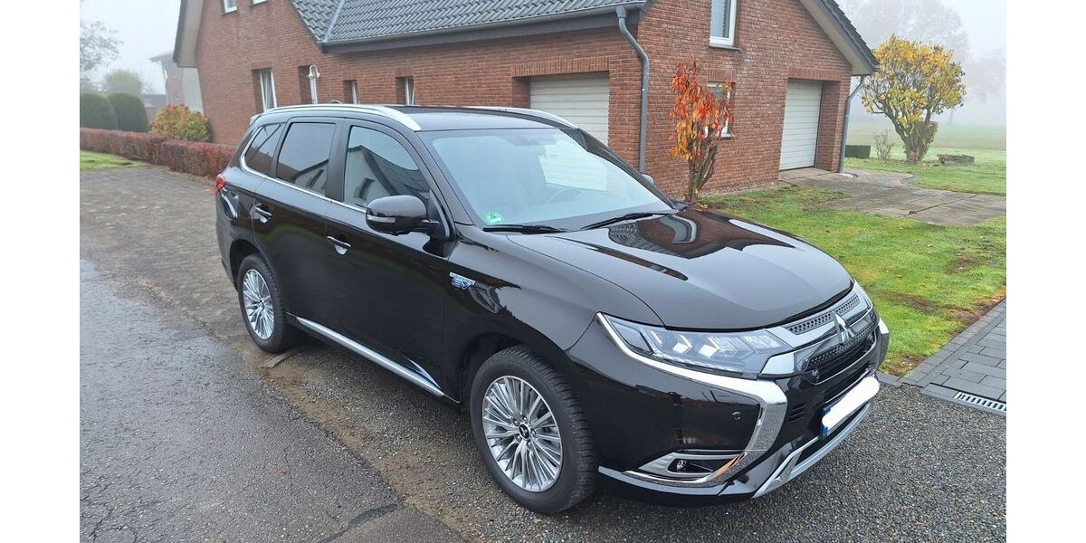 Mitsubishi Outlander 20.700 km 25.900 &euro; Bad Oeynhausen 32549