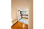 • 65qm mit Balkon in 100qm WG EBK + separater Eingang Top Lage