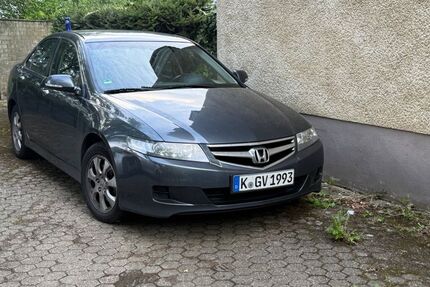 Honda Accord 280.000 km 2.100 &euro; Köln 50829