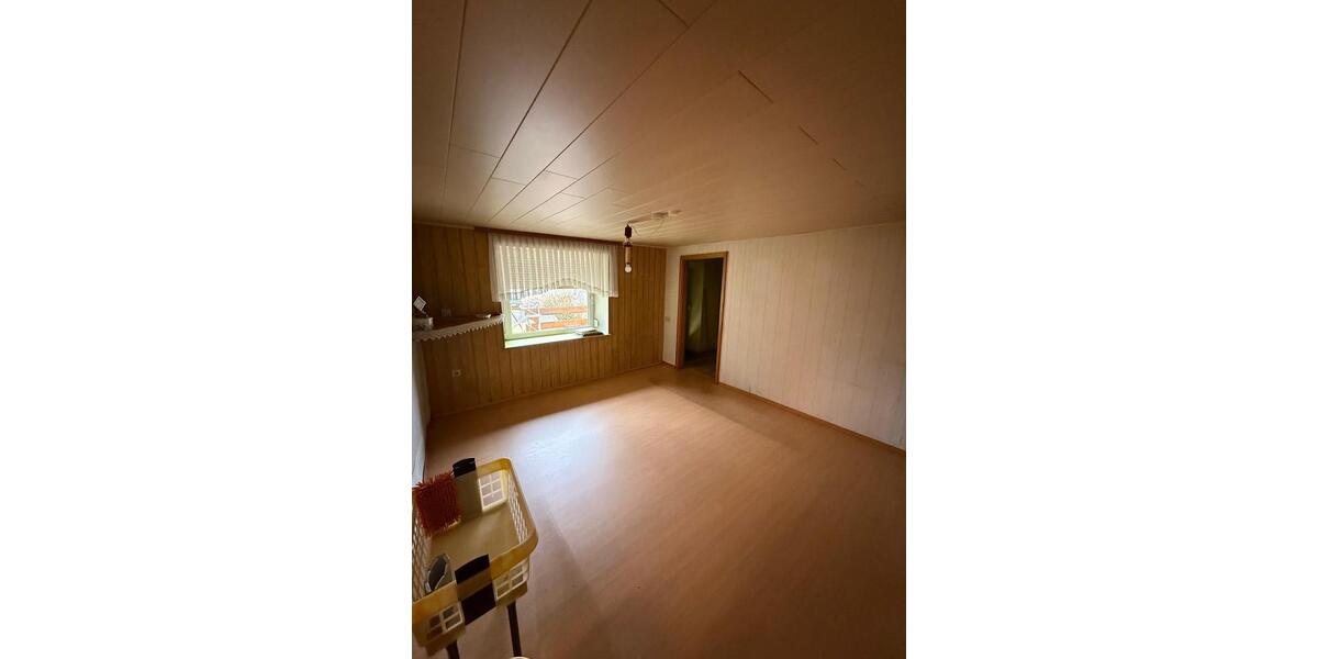Einfamilienhaus Nonnweiler - 11 Zimmer, 190 m&sup2;, 195.000&euro; | Angebot:26921928