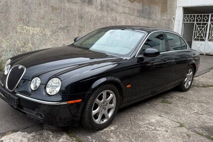 Jaguar S-Type 150.000 km 2.490 &euro; Aachen 52068