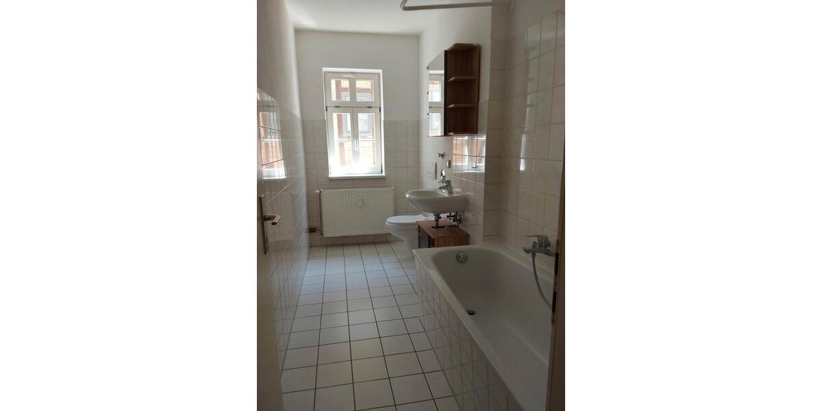 Etagenwohnung Arnstadt - 2 Zimmer, 96 m&sup2;, 620&euro; | Angebot:26624701