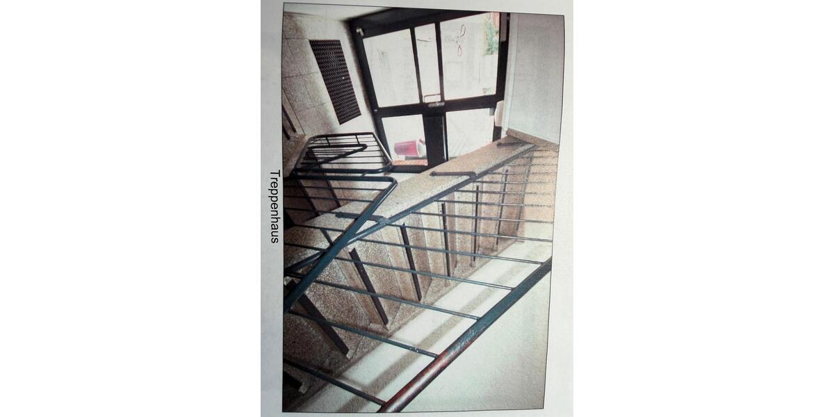 Dachgeschoßwohnung Köln Lindenthal - 1 Zimmer, 26 m&sup2;, 720&euro; | Angebot:25474543