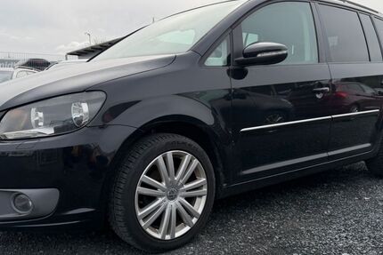 VW Touran 239.800 km 5.150 &euro; Eitorf 53783