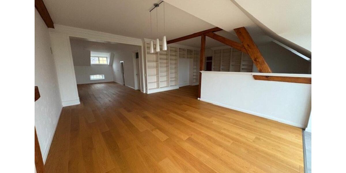 helle und großzügige 4-Zimmerwohnung 4 zimmer