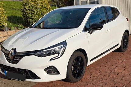 Renault Clio 18.000 km 15.900 &euro; Uslar 37170