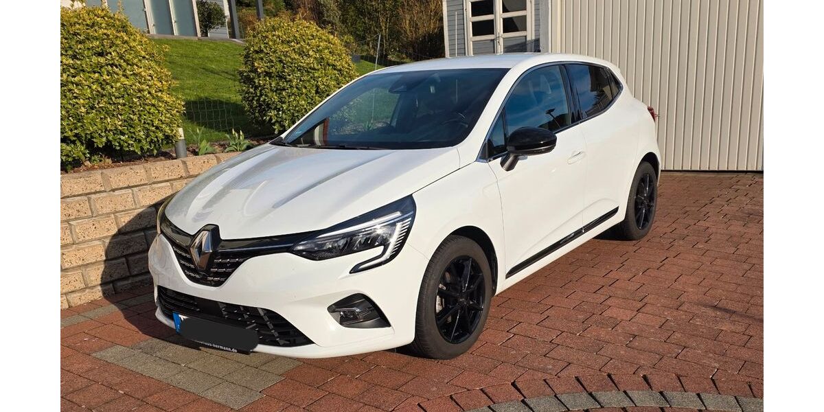 Renault Clio 18.000 km 15.900 &euro; Uslar 37170