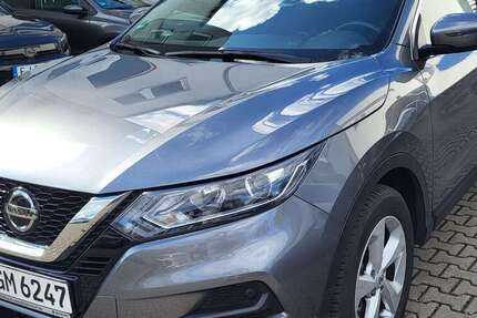 Nissan Qashqai 63.500 km 20.990 &euro; Frankfurt am Main, Stadt 60486