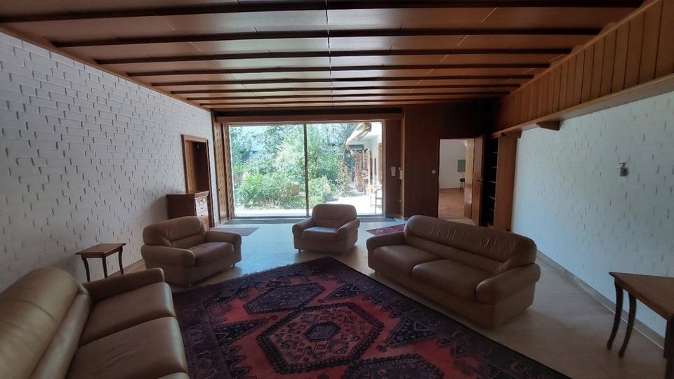 Erdgeschoßwohnung Bornheim - 3 Zimmer, 120 m&sup2;, 1.200&euro; | Angebot:25499344