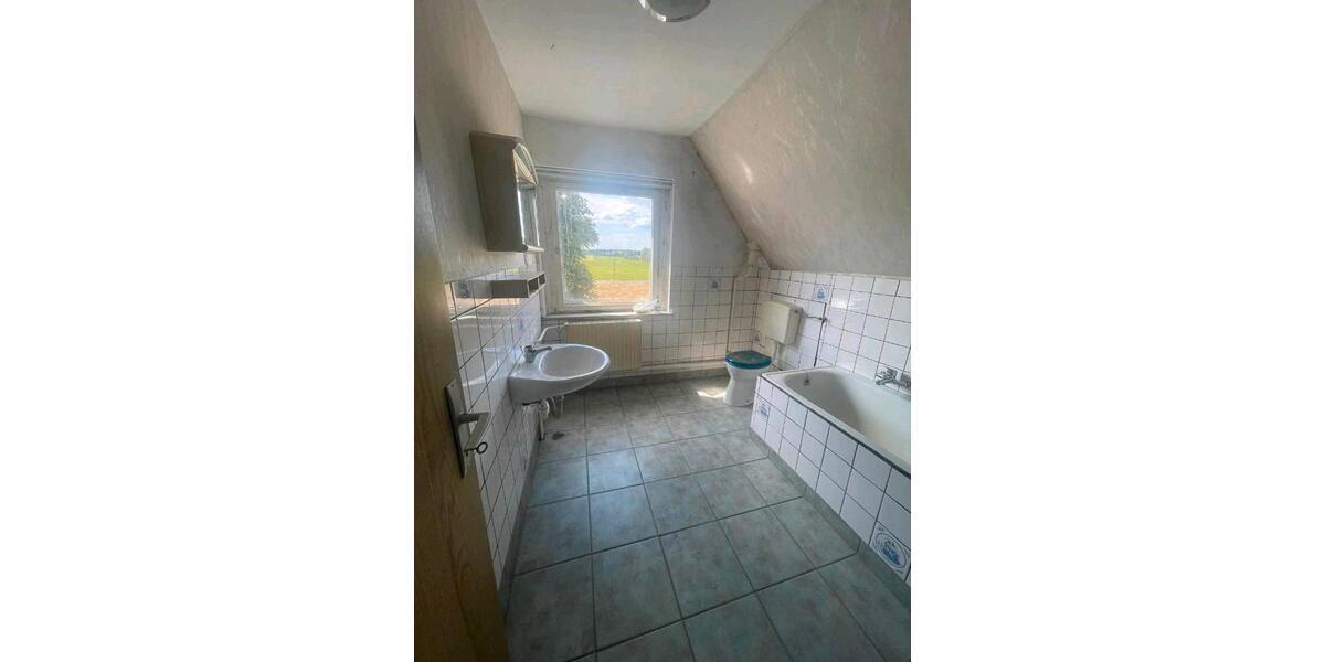 Einfamilienhaus Oschatz - 5 Zimmer, 120 m&sup2;, 75.000&euro; | Angebot:26691429