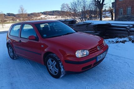 VW Golf 213.000 km 1.450 &euro; Schnaitsee 83530
