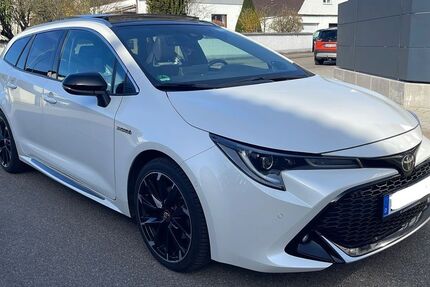 Toyota Corolla 68.000 km 24.900 &euro; Ingolstadt 85049