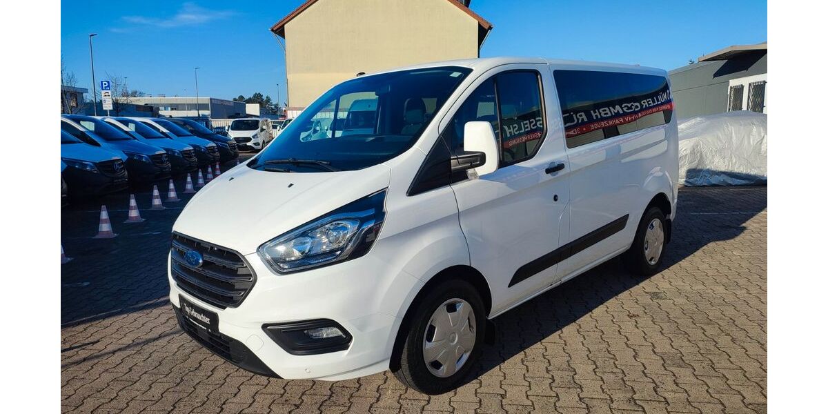 Ford Tourneo Custom 130.000 km 17.800 &euro; Rüsselsheim 65428