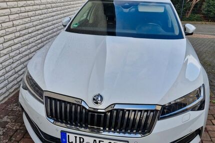 Skoda Superb 89.600 km 21.750 &euro; Leopoldshöhe 33818