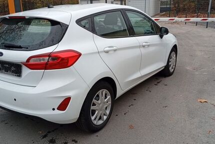 Ford Fiesta 60.000 km 5.590 &euro; frankfurt 65929