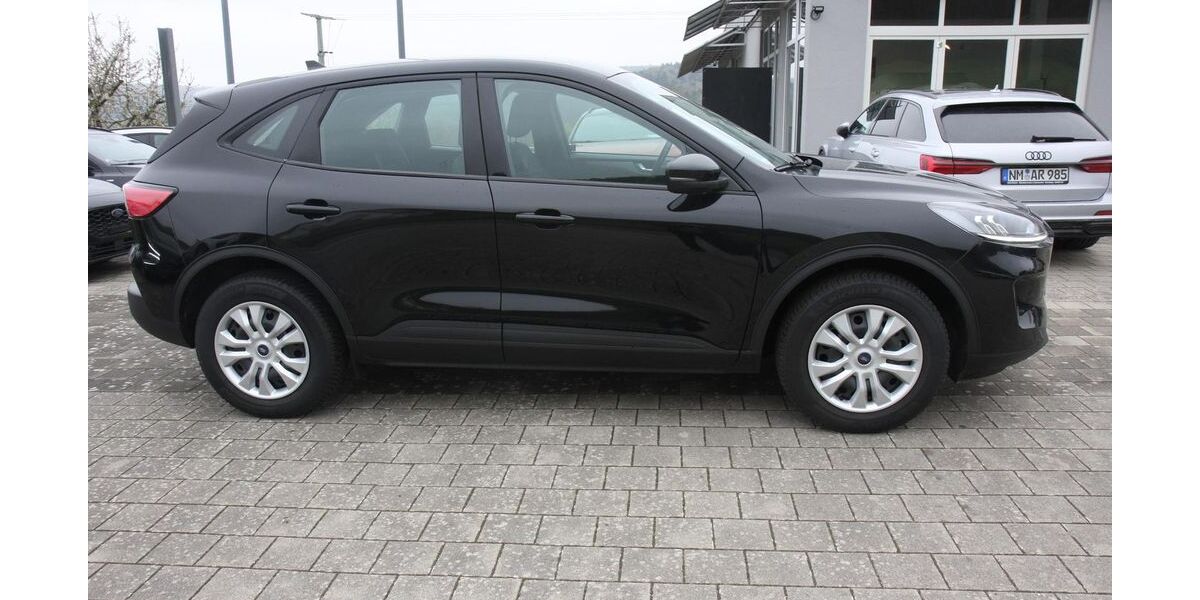 Ford Kuga 29.970 km 18.730 &euro; Mühlhausen 92360