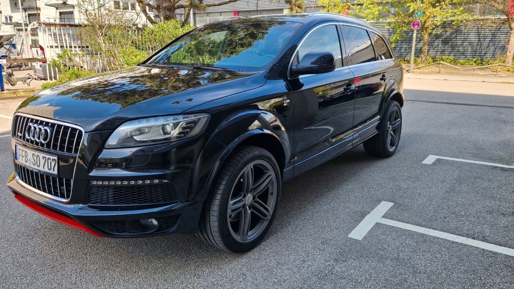 Audi Q7 198.000 km 17.400 &euro; Puchheim 82178