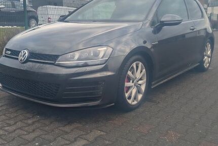 VW Golf 204.000 km 8.000 &euro; Solms 35606