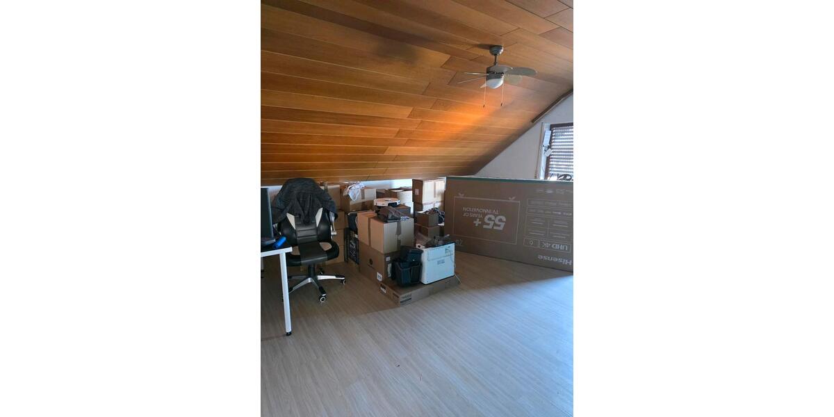 Dachgeschoßwohnung Waghäusel - 2 Zimmer, 90 m&sup2;, 975&euro; | Angebot:26676215