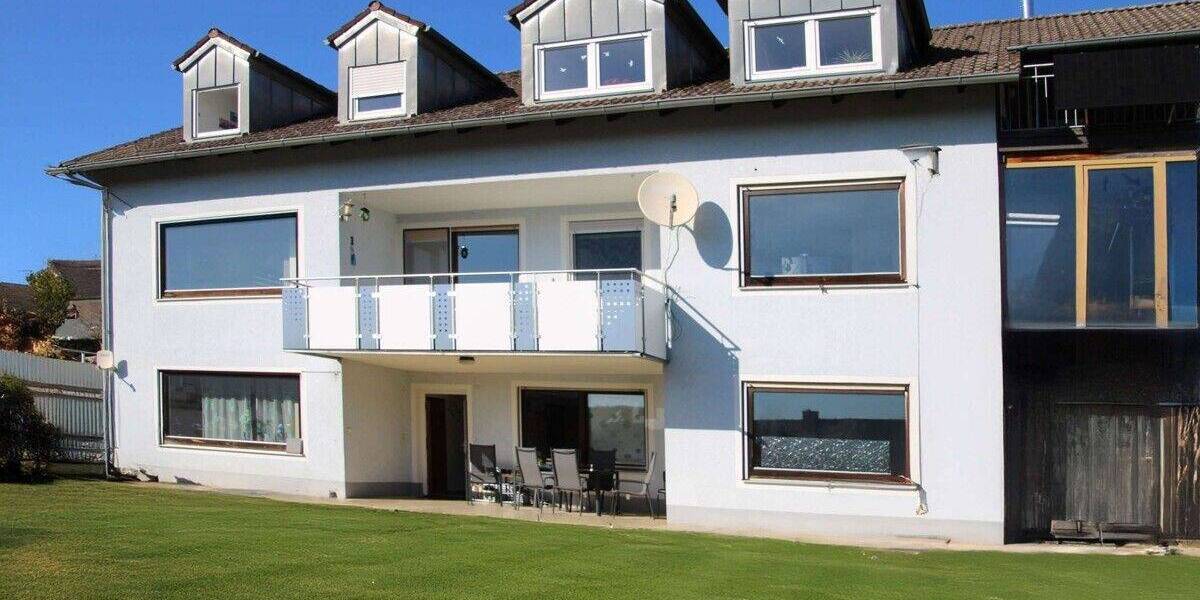 Etagenwohnung Greding - 9 Zimmer, 241 m&sup2;, 450.000&euro; | Angebot:25745121