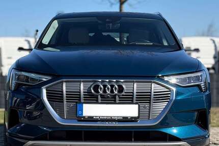 Audi e-tron 49.710 km 39.980 &euro; Puchheim, St 82178