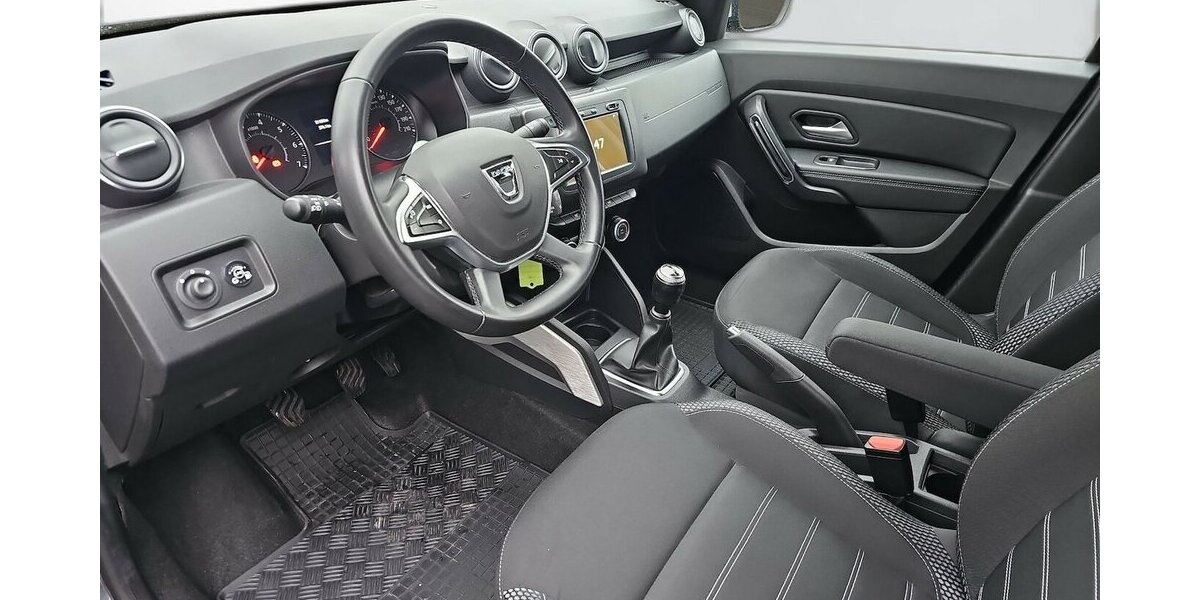 Dacia Duster II Prestige Standheizung, Kamera, Navi 51.165 km 13.980 &euro; Schwalbach/Taunus 65824