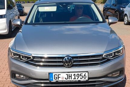 VW Passat Variant
