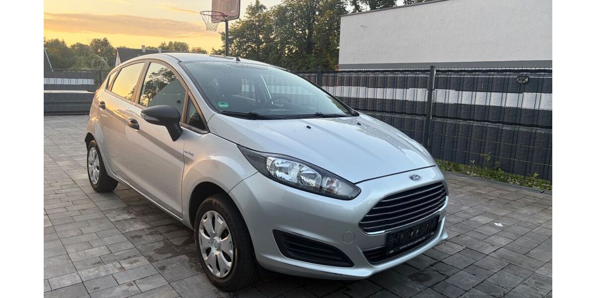 Ford Fiesta 106.426 km 3.900 &euro; Chemnitz 09114