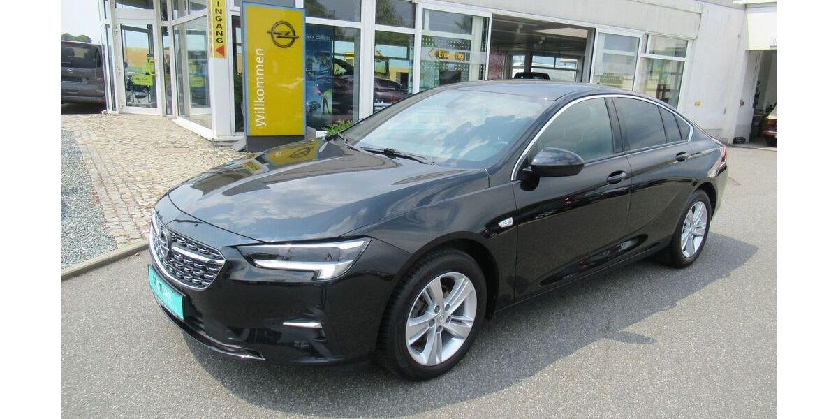 Opel Insignia 45.330 km 15.890 &euro; Ebersbach 02730
