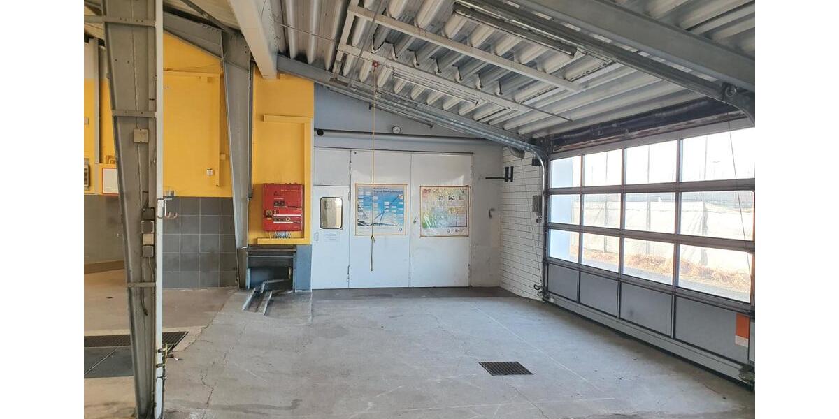 Gewerbeobjekt Saaldorf-Surheim Surheim - 4.700&euro; | Angebot:26339044