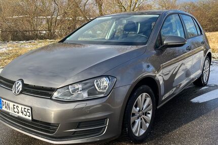 VW Golf 64.500 km 10.700 &euro; Pfarrkirchen 84347