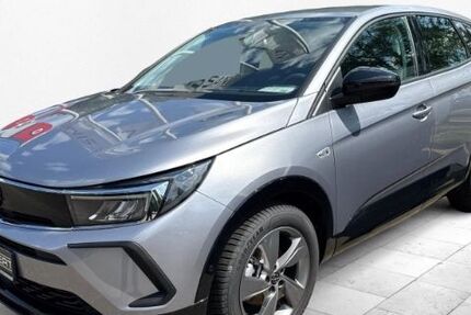 Opel Grandland (X) 9.185 km 26.750 € Bergen auf Rügen 18528