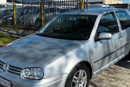 VW Golf 245.000 km 949 &euro; Osnabrück 49084