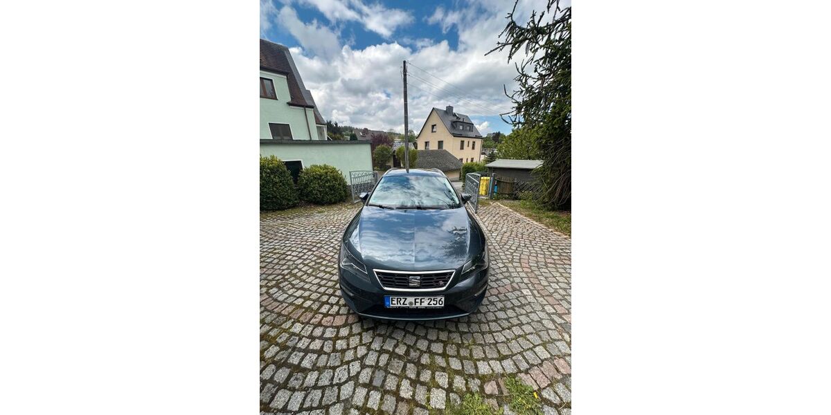 Seat Leon 148.000 km 10.870 &euro; GELENAU 09423