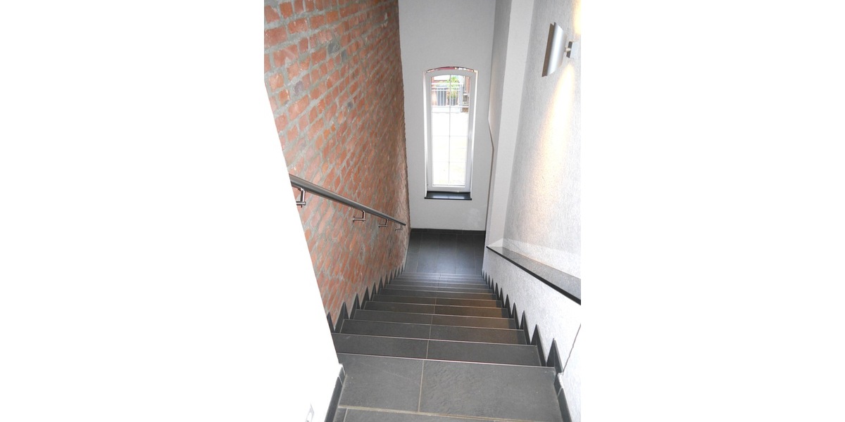 SG, komfortable 85m² 2 Zi. Loftwohnung in Zentrumsnähe, Balkon, Stellplatz, EBK - Loft - Studio - Atelier Solingen Mitte | Angebot:26855412